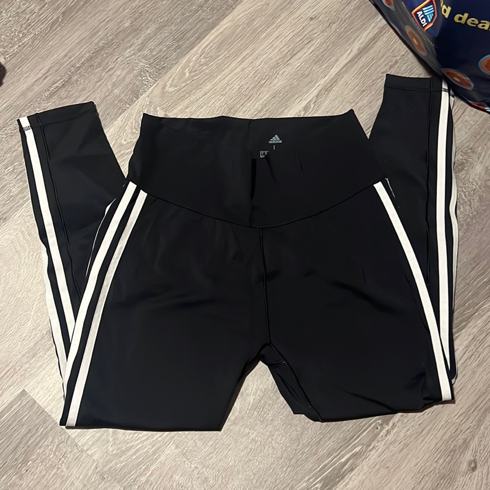 Adidas leggings